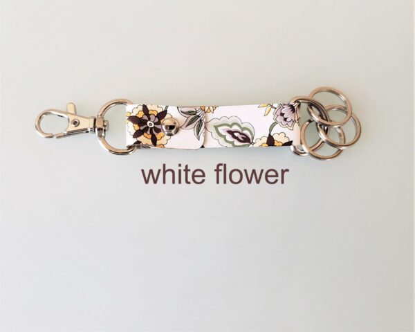 KeyO Silver Rings White Flower Print Leather Key Strap